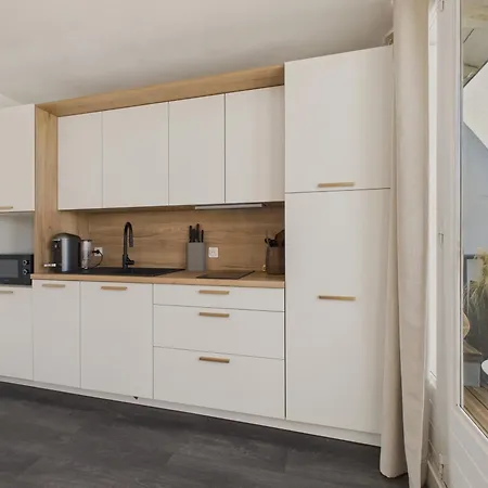 Vue - Pour 2 Adultes Et 1 Enfant Apartmán *